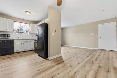 6 Venice St #B6, Danvers, MA 01923 - Photo 10