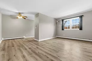 6 Venice St, Danvers, MA 01923 - Photo 2