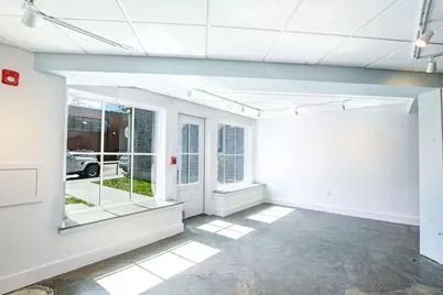 1 Johnny Cake Hill #3, New Bedford, MA 02740 - Photo 4