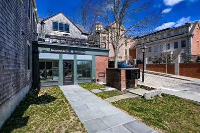 1 Johnny Cake Hill #3, New Bedford, MA 02740 - Photo 20