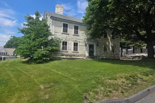 19 Ash St, Marlborough, MA 01752 - Photo 1