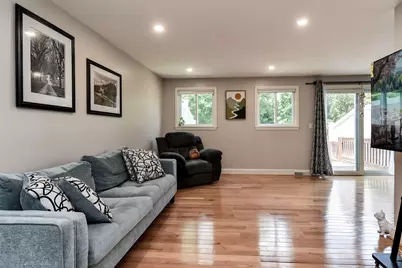 43 Curtis Ave #B, Marlborough, MA 01752 - Photo 2