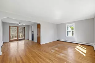 26 Haskell St, Agawam, MA 01001 - Photo 12