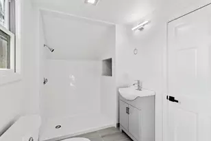 55 Winthrop St, Lynn, MA 01904 - Photo 30