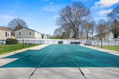 27 Bruce Ave, Shrewsbury, MA 01545 - Photo 8