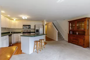 51 Sawmill Pond Rd, Fitchburg, MA 01420 - Photo 4