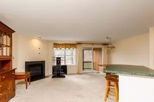 51 Sawmill Pond Rd, Fitchburg, MA 01420 - Photo 6