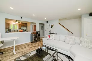 117 St Andre Dr, Uxbridge, MA 01569 - Photo 8