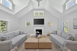 42 Cobblestone Cir, Mashpee, MA 02649 - Photo 4