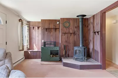 135 Pine Acre Road, Springfield, MA 01129 - Photo 8