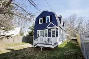 59 Bridge St, Fairhaven, MA 02719 - Photo 1