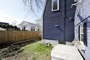 59 Bridge St, Fairhaven, MA 02719 - Photo 8