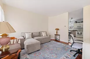 139 Border St, Northbridge, MA 01588 - Photo 6