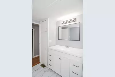 181 Boston Post Road E #26, Marlborough, MA 01752 - Photo 26