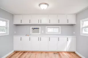 181 Boston Post Road E, Marlborough, MA 01752 - Photo 12