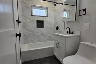 40 Lorna Rd, Boston, MA 02126 - Photo 6