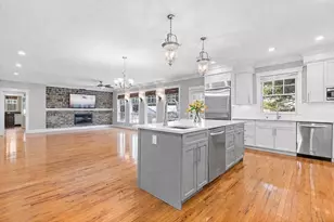 37 Mayflower Rd, Winchester, MA 01890 - Photo 12