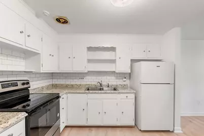 881 Main St #5, Walpole, MA 02081 - Photo 10