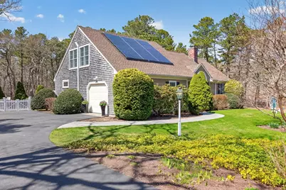 23 Dundee Cir, Harwich, MA 02645 - Photo 2