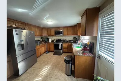 149 Thurber Ave, Attleboro, MA 02703 - Photo 6