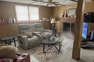 149 Thurber Ave, Attleboro, MA 02703 - Photo 12