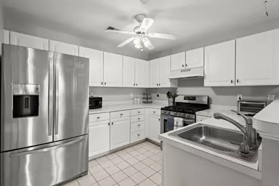 324 Tilden Commons Ln #324, Braintree, MA 02184 - Photo 2