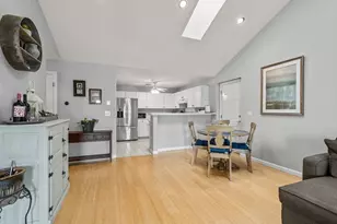 324 Tilden Commons Ln, Braintree, MA 02184 - Photo 8