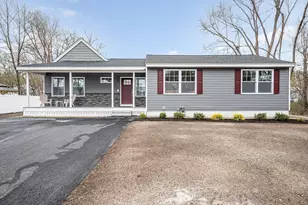 16 Proctor St, Dracut, MA 01826 - Photo 1