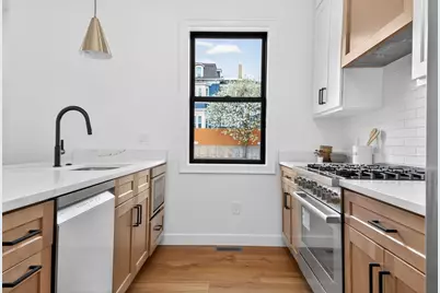 14 Hamlet #A, Somerville, MA 02143 - Photo 2