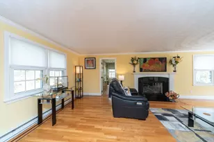 74 Wayside Inn Rd, Marlborough, MA 01752 - Photo 8