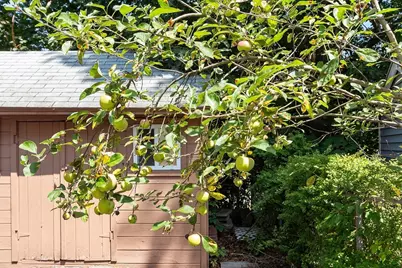 31 Spring View Dr, Lynn, MA 01904 - Photo 16