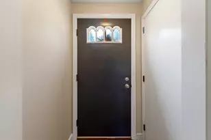 31 Spring View Dr, Lynn, MA 01904 - Photo 18