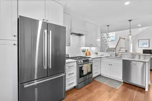 24 Cobblestone Cir, Mashpee, MA 02649 - Photo 16
