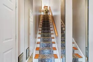 914 Sherwood Forest Ln, Saugus, MA 01906 - Photo 6