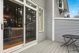 914 Sherwood Forest Ln, Saugus, MA 01906 - Photo 18
