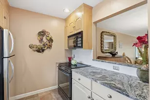 914 Sherwood Forest Ln, Saugus, MA 01906 - Photo 10