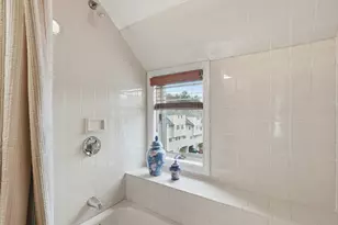 914 Sherwood Forest Ln, Saugus, MA 01906 - Photo 30