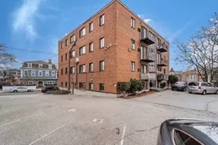 39 Crescent Ave, Chelsea, MA 02150 - Photo 12