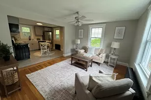 26 Hobson St, Methuen, MA 01844 - Photo 14