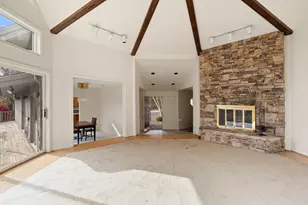31 Overlook Dr, Southborough, MA 01772 - Photo 6