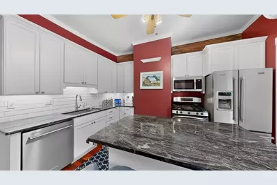 18 Hancock St #4, Boston, MA 02114 - Photo 2