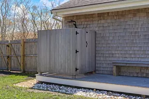 105 Whalers Walk, Edgartown, MA 02539 - Photo 12