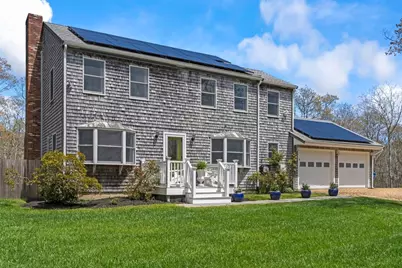 105 Whalers Walk, Edgartown, MA 02539 - Photo 2