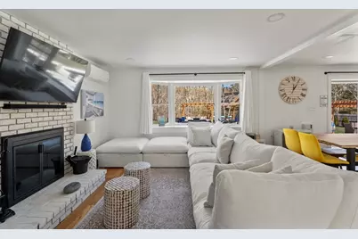 105 Whalers Walk, Edgartown, MA 02539 - Photo 4