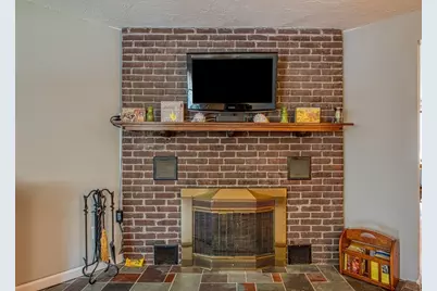 169 Norton Ave #4, Easton, MA 02375 - Photo 4