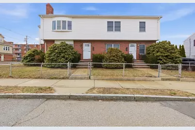 4-6 Jensen #6, Watertown, MA 02472 - Photo 2