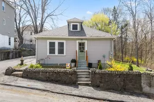 20 Hill St, Webster, MA 01570 - Photo 2