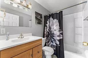 82 Boylston Ln, Lowell, MA 01852 - Photo 10