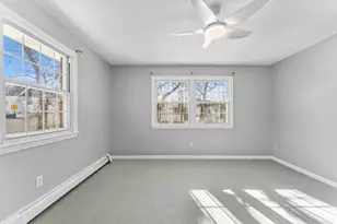 82 Boylston Ln, Lowell, MA 01852 - Photo 8