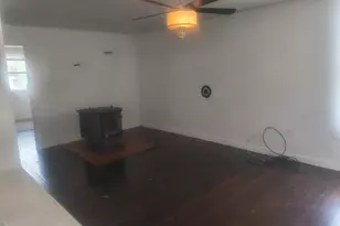 6 Maple St, Chester, MA 01011 - Photo 20
